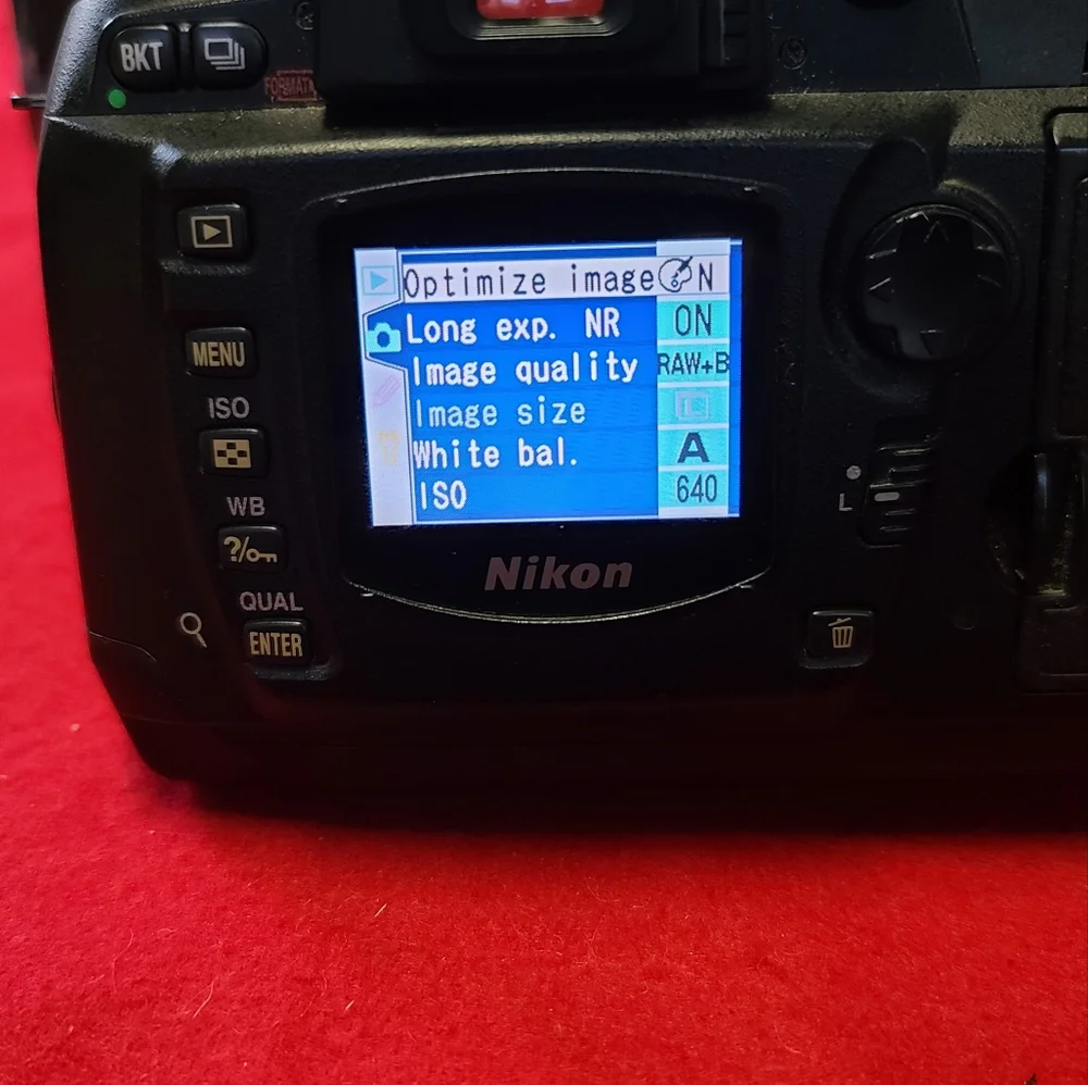 Nikon d70 camera
